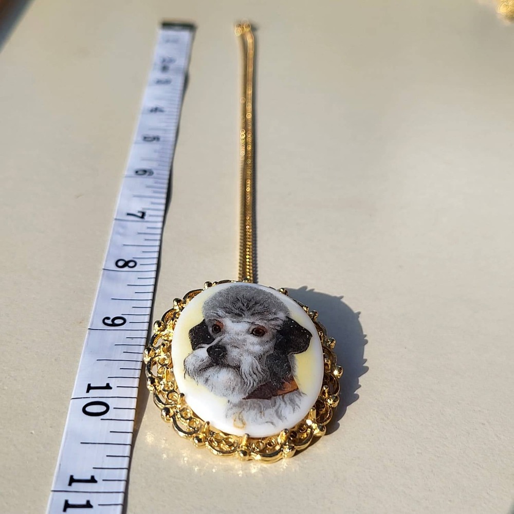 Vintage Gold Tone Resin Poodle Portrait Brooch Pendant Necklace Gray White - Picture 2 of 10